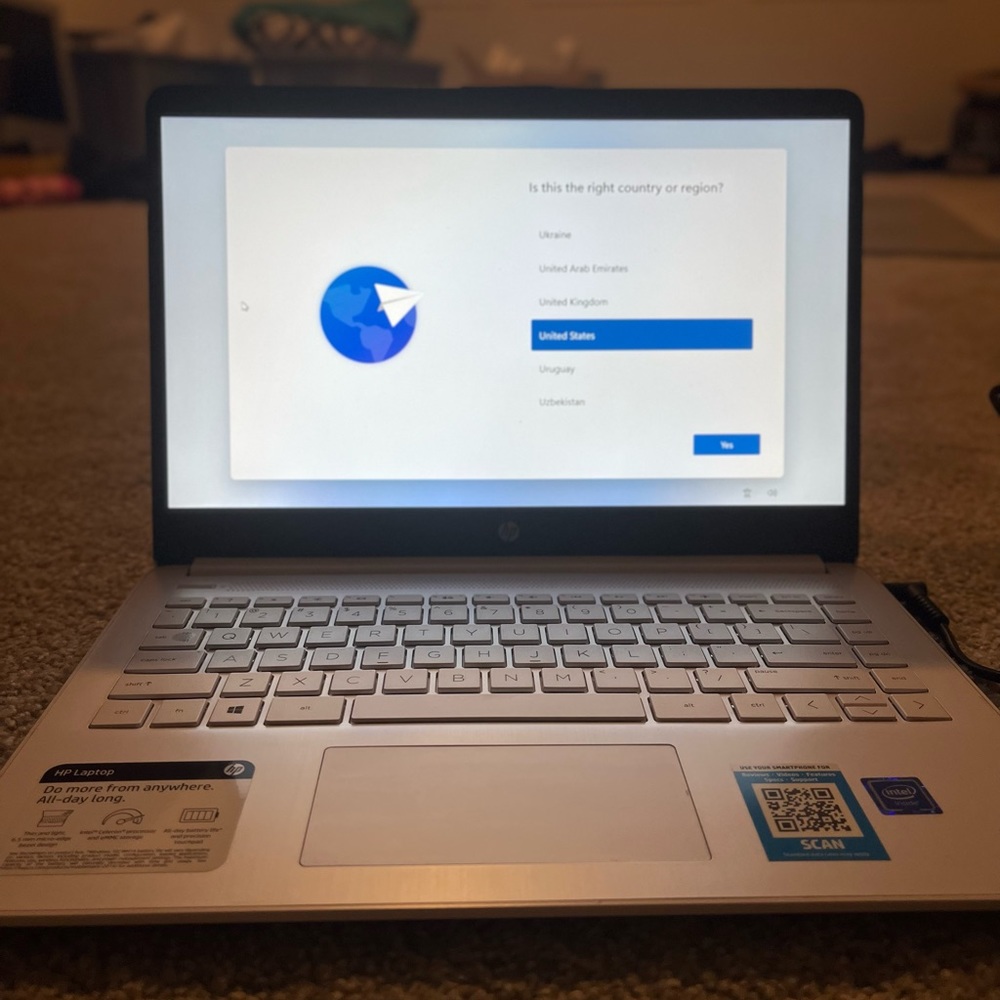 HP - 14” Laptop - Intel Celeron - 4GB Memory - 64GB eMMC - Snowflake White